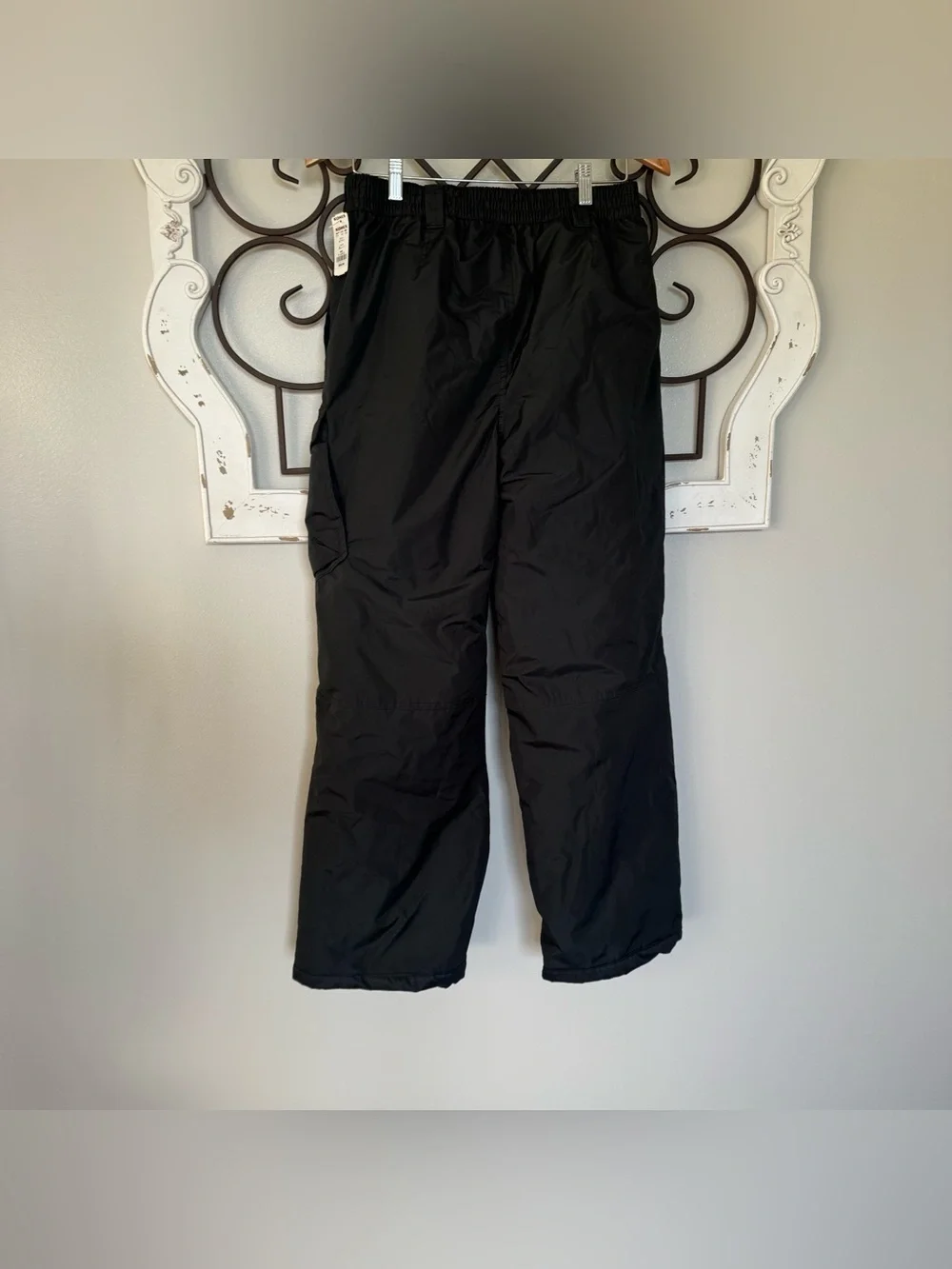NWT ZeroXposur Size XL Boys or Girls Black Snow Pants
